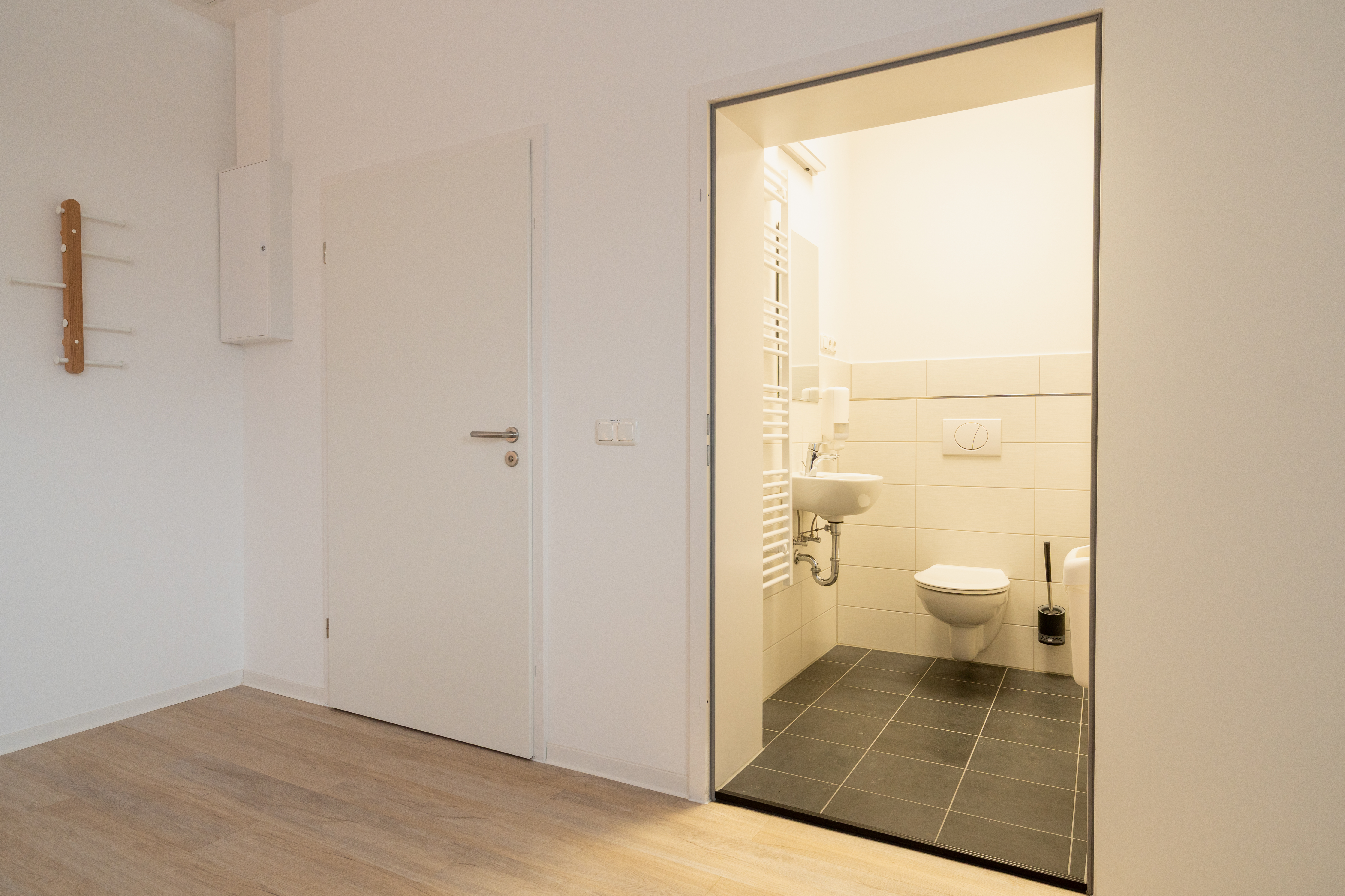 Modernes Badezimmer